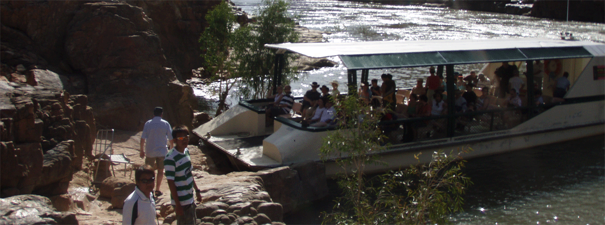 Katherine gorge Boat ride / Cruise | credits Dianne Sng