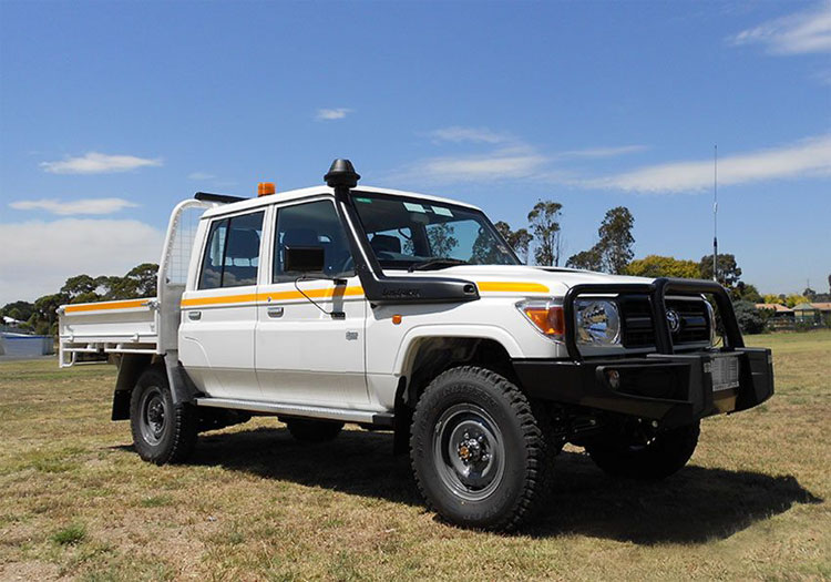 australia 4 wheel drive rentals hire mine spec vehicle