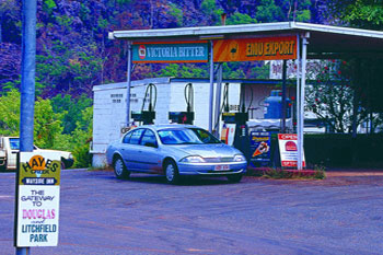 Hayes Creek  on the Stuart Highway  |  Credits RAB