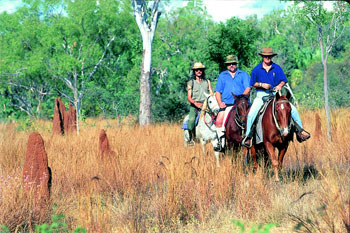 Mataranka Thermal Springs horse riding trail | Credits 2849NTTC