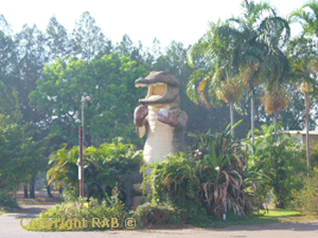 The town of Humpty Doo on the Arnhem Highway north entrance into Kakadu National Park |  Credits RAB