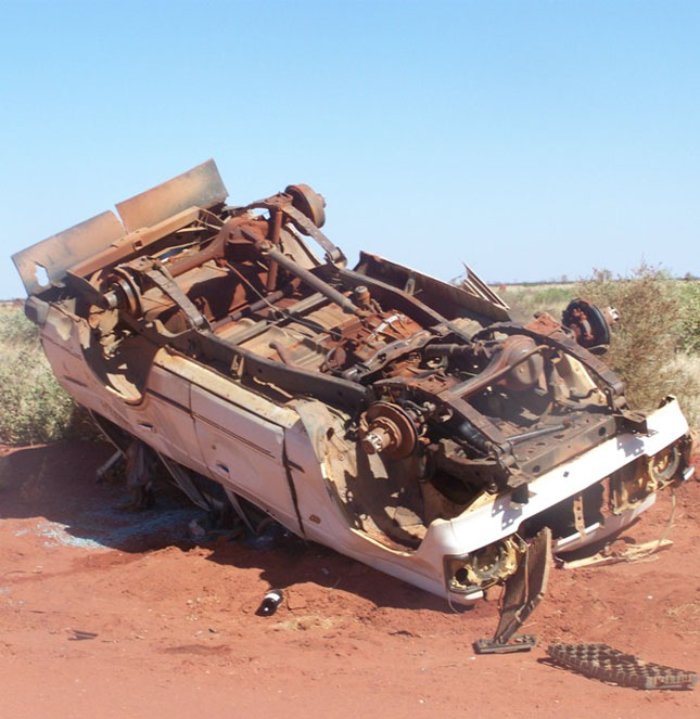 Tanami Road  - Be careful driving  |  Credit SYemini